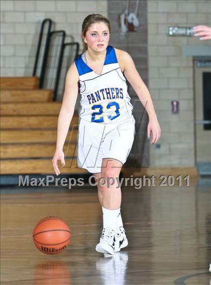 Thumbnail 3 in Ardsley vs Dobbs Ferry (33rd Annual William Warnock Memorial Tournament) photogallery.