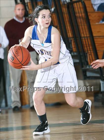 Thumbnail 3 in Ardsley vs Dobbs Ferry (33rd Annual William Warnock Memorial Tournament) photogallery.