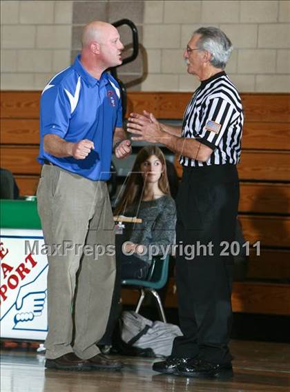 Thumbnail 3 in Ardsley vs Dobbs Ferry (33rd Annual William Warnock Memorial Tournament) photogallery.