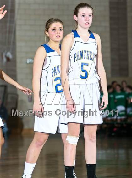 Thumbnail 2 in Ardsley vs Dobbs Ferry (33rd Annual William Warnock Memorial Tournament) photogallery.