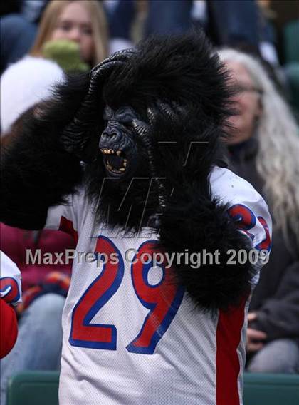 Thumbnail 3 in Westhill vs. Hornell  (NYSPHSAA Class B Semifinal) photogallery.