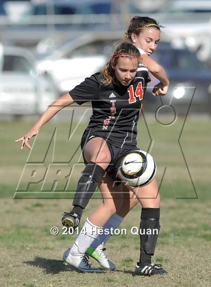 Thumbnail 2 in Long Beach Poly vs. San Clemente (Excalibur Tournament) photogallery.