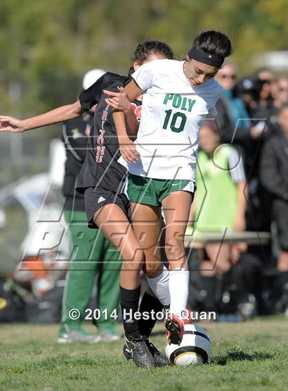 Thumbnail 2 in Long Beach Poly vs. San Clemente (Excalibur Tournament) photogallery.