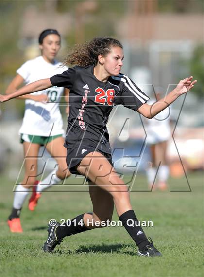 Thumbnail 3 in Long Beach Poly vs. San Clemente (Excalibur Tournament) photogallery.