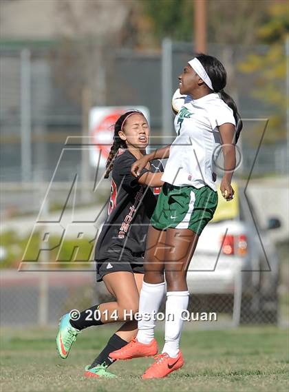 Thumbnail 2 in Long Beach Poly vs. San Clemente (Excalibur Tournament) photogallery.
