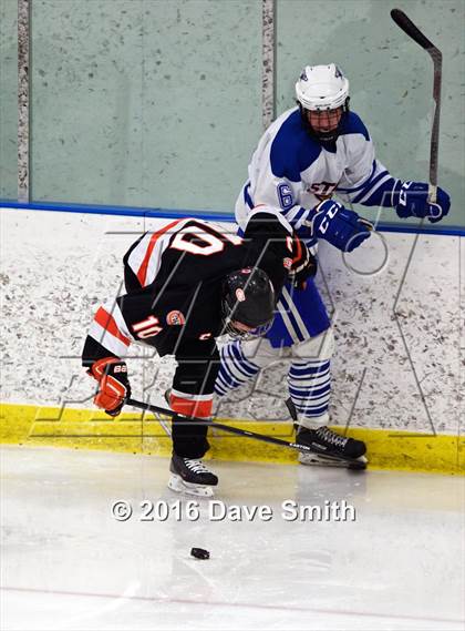 Thumbnail 2 in Cedarburg @ Brookfield East/Brookfield Central/Catholic Memorial photogallery.