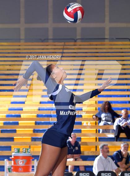 Thumbnail 2 in Sacred Heart Prep vs. Sierra Canyon (CIF State D2 Final) photogallery.