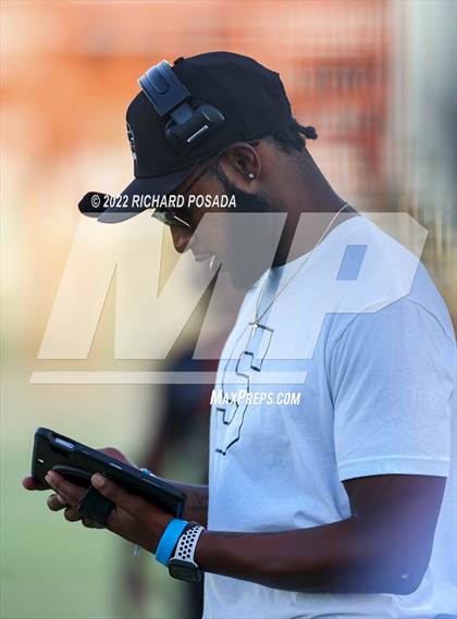 Thumbnail 2 in Mission Oak @ Selma (Scrimmage) photogallery.
