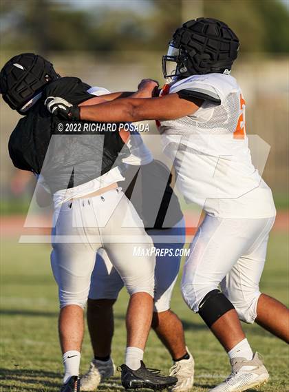 Thumbnail 2 in Mission Oak @ Selma (Scrimmage) photogallery.