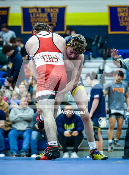 Thumbnail 2 in Wes Dolson Invitational @ Mattituck photogallery.