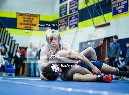 Thumbnail 1 in Wes Dolson Invitational @ Mattituck photogallery.