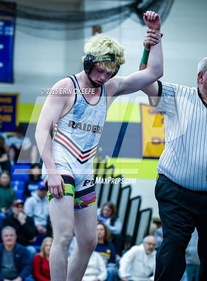 Thumbnail 2 in Wes Dolson Invitational @ Mattituck photogallery.