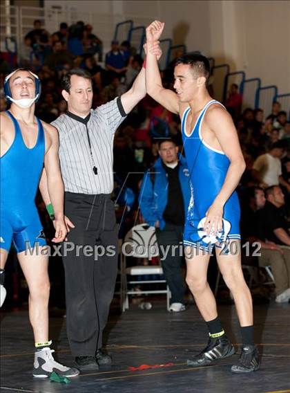 Thumbnail 2 in CIF CCS Masters Championships (Semifinals) photogallery.