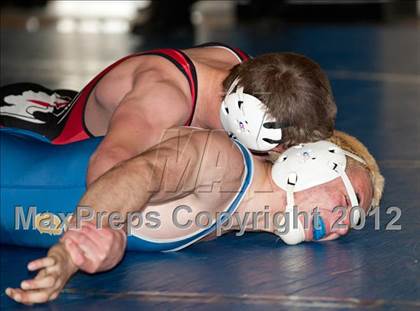 Thumbnail 3 in CIF CCS Masters Championships (Semifinals) photogallery.