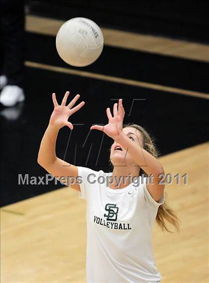 Thumbnail 3 in Santa Barbara vs. Analy (Archbishop Mitty Invitational Tournament) photogallery.