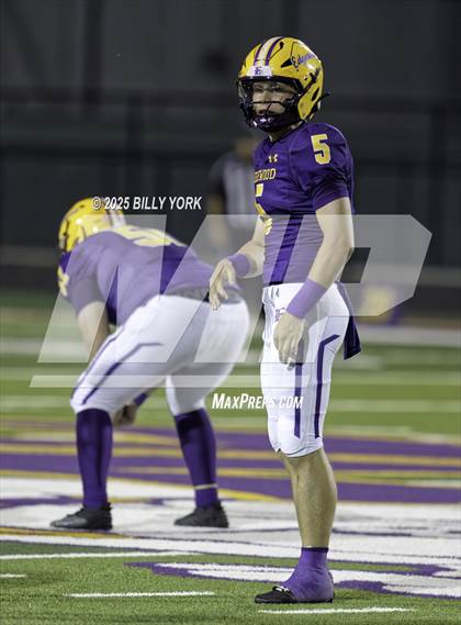 Thumbnail 1 in Edgewood vs Palmer photogallery.