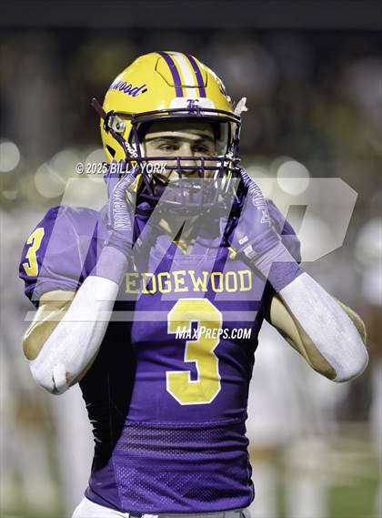 Thumbnail 3 in Edgewood vs Palmer photogallery.