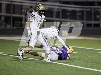 Thumbnail 1 in Edgewood vs Palmer photogallery.