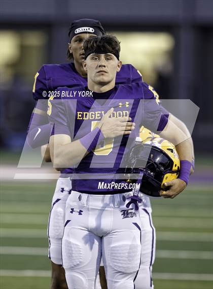 Thumbnail 1 in Edgewood vs Palmer photogallery.