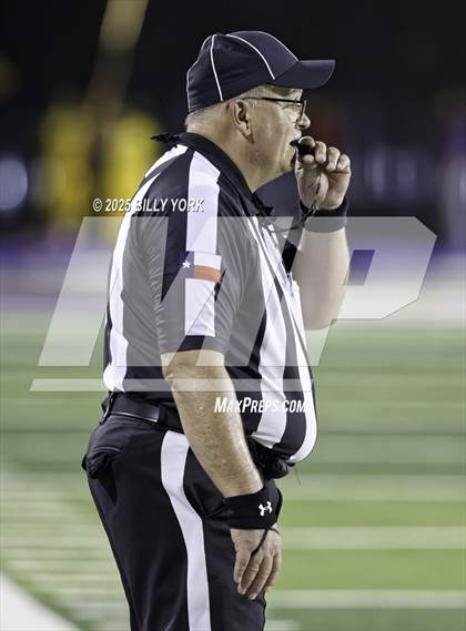 Thumbnail 3 in Edgewood vs Palmer photogallery.
