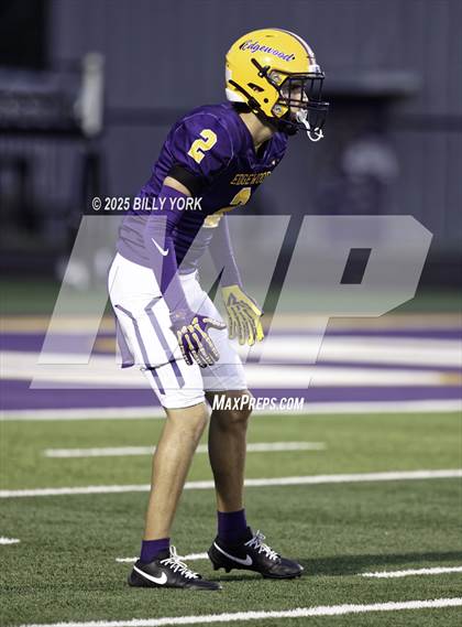 Thumbnail 3 in Edgewood vs Palmer photogallery.