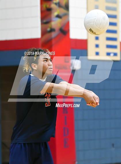 Thumbnail 1 in Centennial @ Kellis photogallery.