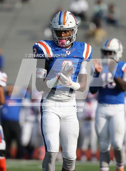 Thumbnail 1 in Hoffman Estates @ East St. Louis (IHSA Class 7A 1st Round) photogallery.
