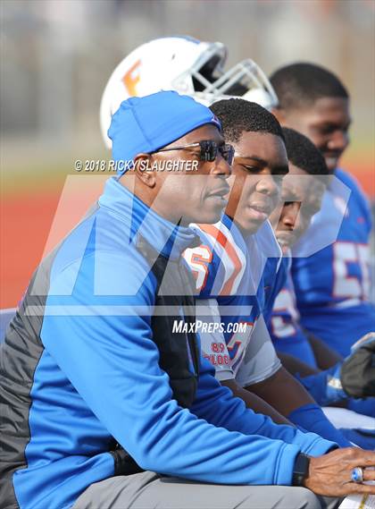 Thumbnail 3 in Hoffman Estates @ East St. Louis (IHSA Class 7A 1st Round) photogallery.