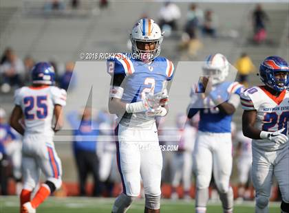 Thumbnail 3 in Hoffman Estates @ East St. Louis (IHSA Class 7A 1st Round) photogallery.