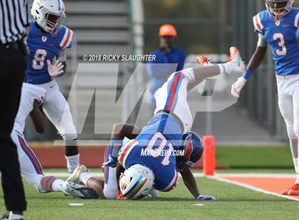 Thumbnail 3 in Hoffman Estates @ East St. Louis (IHSA Class 7A 1st Round) photogallery.