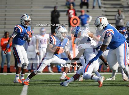 Thumbnail 2 in Hoffman Estates @ East St. Louis (IHSA Class 7A 1st Round) photogallery.