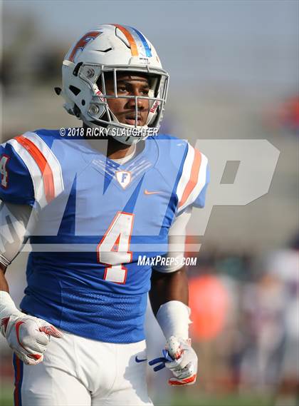 Thumbnail 2 in Hoffman Estates @ East St. Louis (IHSA Class 7A 1st Round) photogallery.