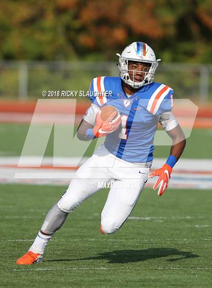 Thumbnail 2 in Hoffman Estates @ East St. Louis (IHSA Class 7A 1st Round) photogallery.