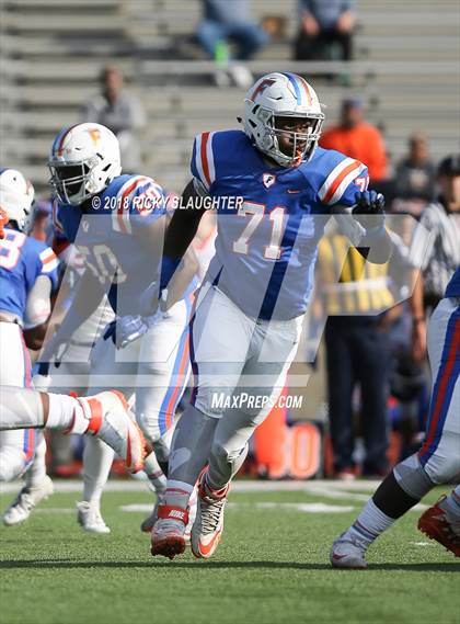 Thumbnail 1 in Hoffman Estates @ East St. Louis (IHSA Class 7A 1st Round) photogallery.
