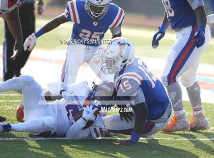 Thumbnail 3 in Hoffman Estates @ East St. Louis (IHSA Class 7A 1st Round) photogallery.