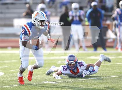 Thumbnail 3 in Hoffman Estates @ East St. Louis (IHSA Class 7A 1st Round) photogallery.