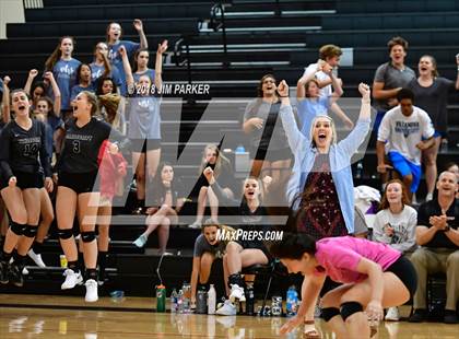 Thumbnail 3 in Round Rock Westwood @ Vandegrift photogallery.