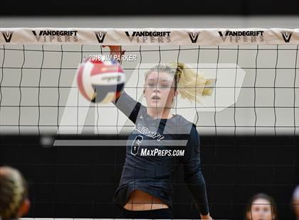 Thumbnail 1 in Round Rock Westwood @ Vandegrift photogallery.