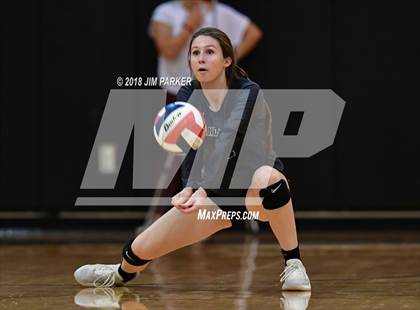 Thumbnail 3 in Round Rock Westwood @ Vandegrift photogallery.