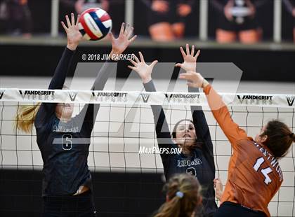 Thumbnail 3 in Round Rock Westwood @ Vandegrift photogallery.