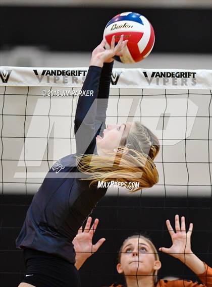 Thumbnail 2 in Round Rock Westwood @ Vandegrift photogallery.