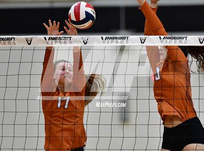 Thumbnail 1 in Round Rock Westwood @ Vandegrift photogallery.