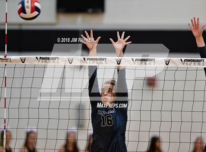 Thumbnail 3 in Round Rock Westwood @ Vandegrift photogallery.