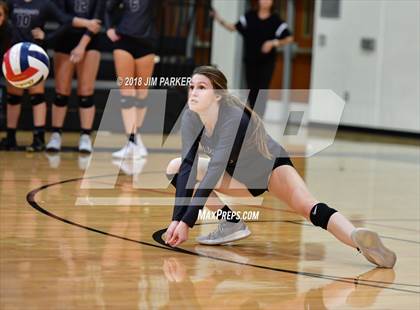 Thumbnail 1 in Round Rock Westwood @ Vandegrift photogallery.