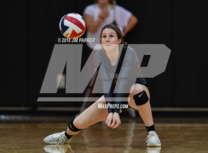 Thumbnail 2 in Round Rock Westwood @ Vandegrift photogallery.