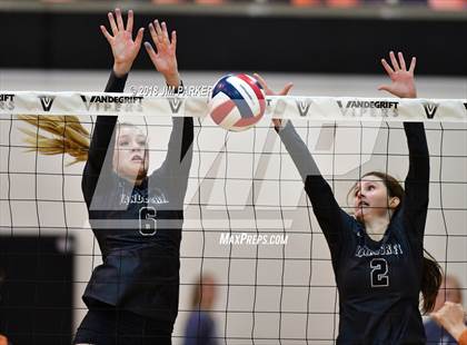 Thumbnail 1 in Round Rock Westwood @ Vandegrift photogallery.