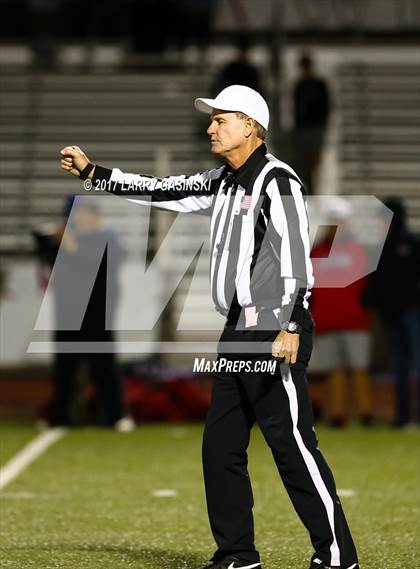 Thumbnail 2 in Hart vs. West Ranch photogallery.