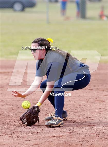 Thumbnail 3 in Jemison vs Thorsby (Chilton County Tournament) photogallery.