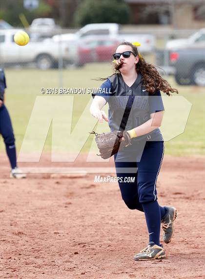 Thumbnail 2 in Jemison vs Thorsby (Chilton County Tournament) photogallery.