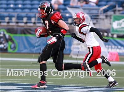 Thumbnail 3 in Orting vs. Archbishop Murphy (Kickoff Classic) photogallery.
